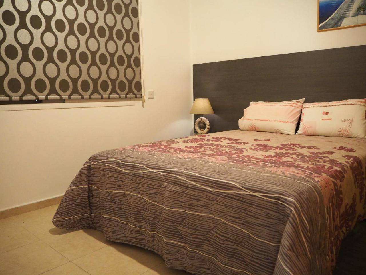 Sirena Sunrise Prestige Apartments Пафос Экстерьер фото