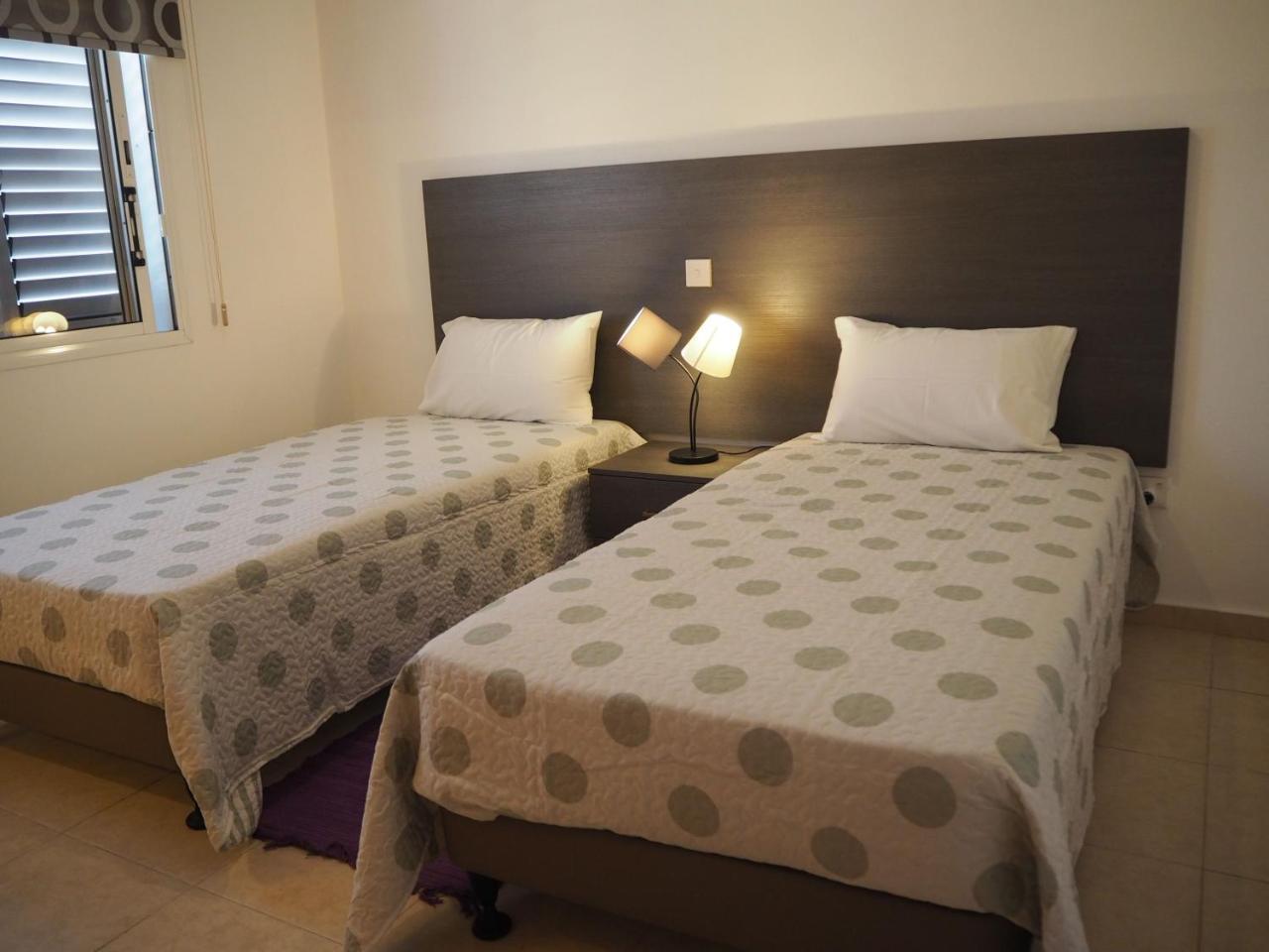 Sirena Sunrise Prestige Apartments Пафос Экстерьер фото