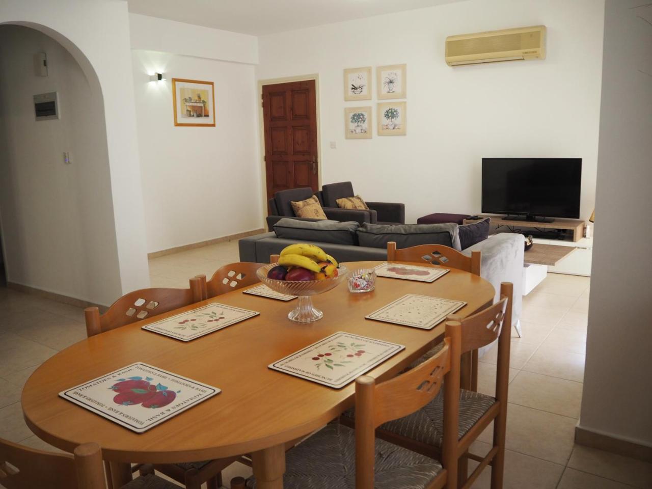 Sirena Sunrise Prestige Apartments Пафос Экстерьер фото
